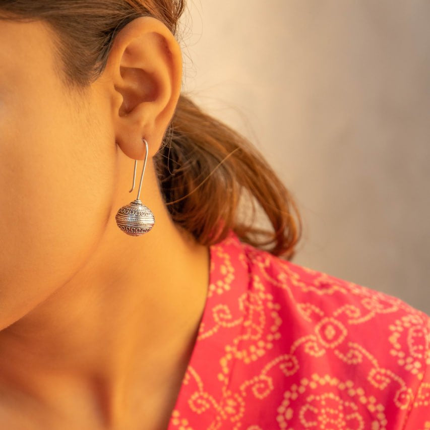 Moh Intricate Bead Versatile Earrings