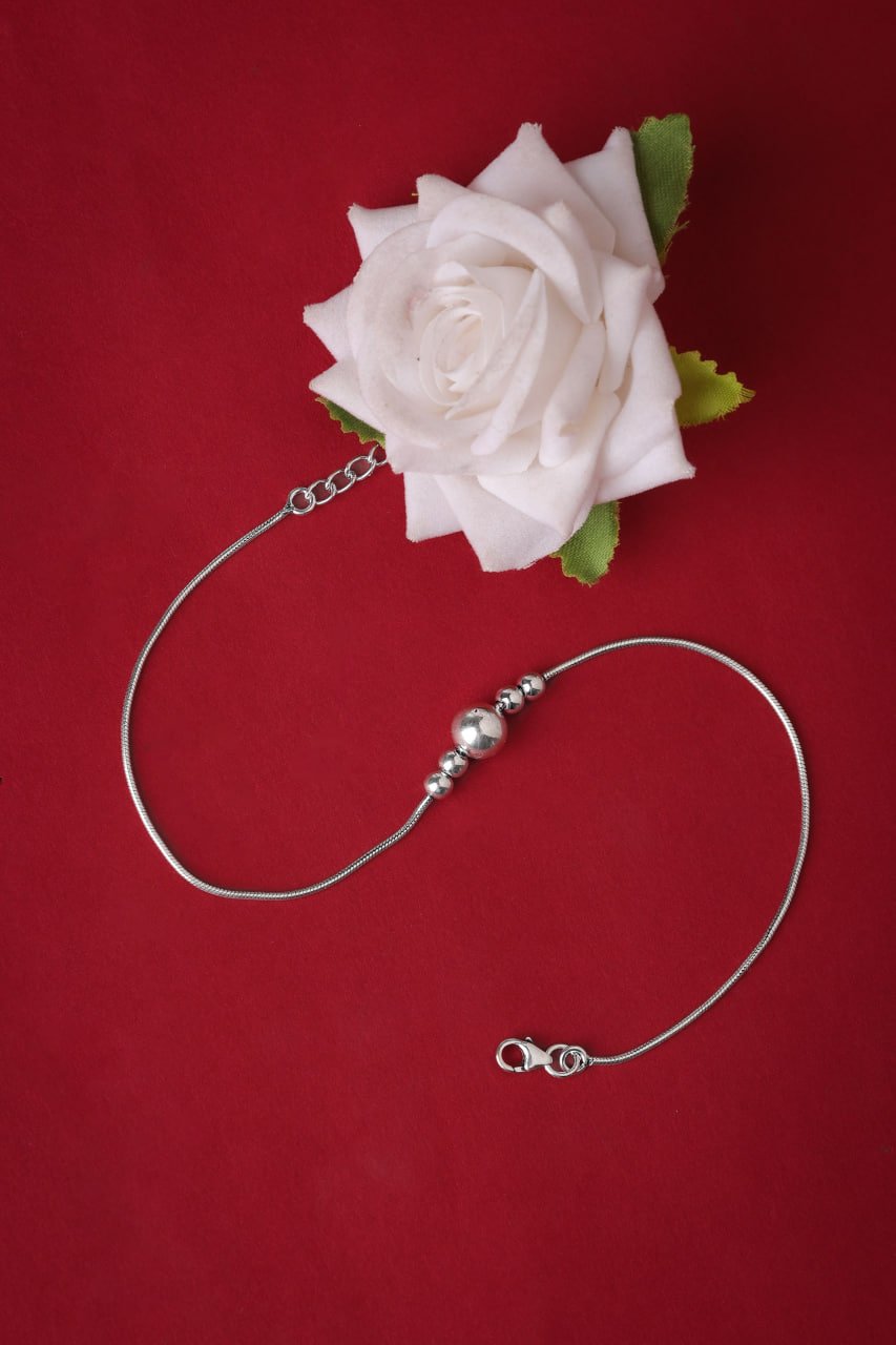 Adya Intricate Ball Motif Everyday Anklet