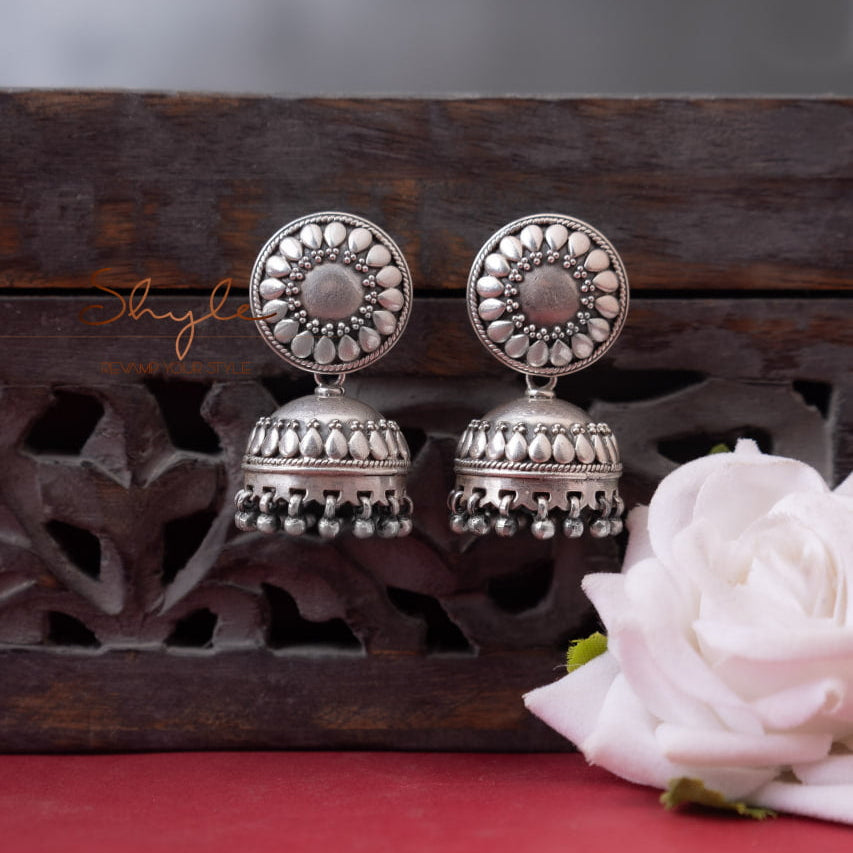 Mizoya Intricate Versatile Jhumka
