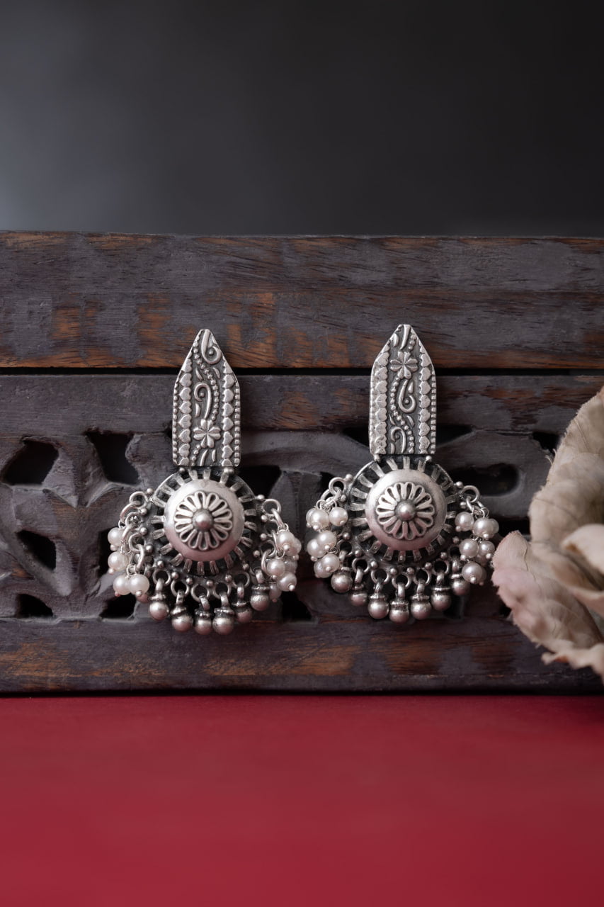 Mizoya Intricate Carved Drop Ghughri Earring