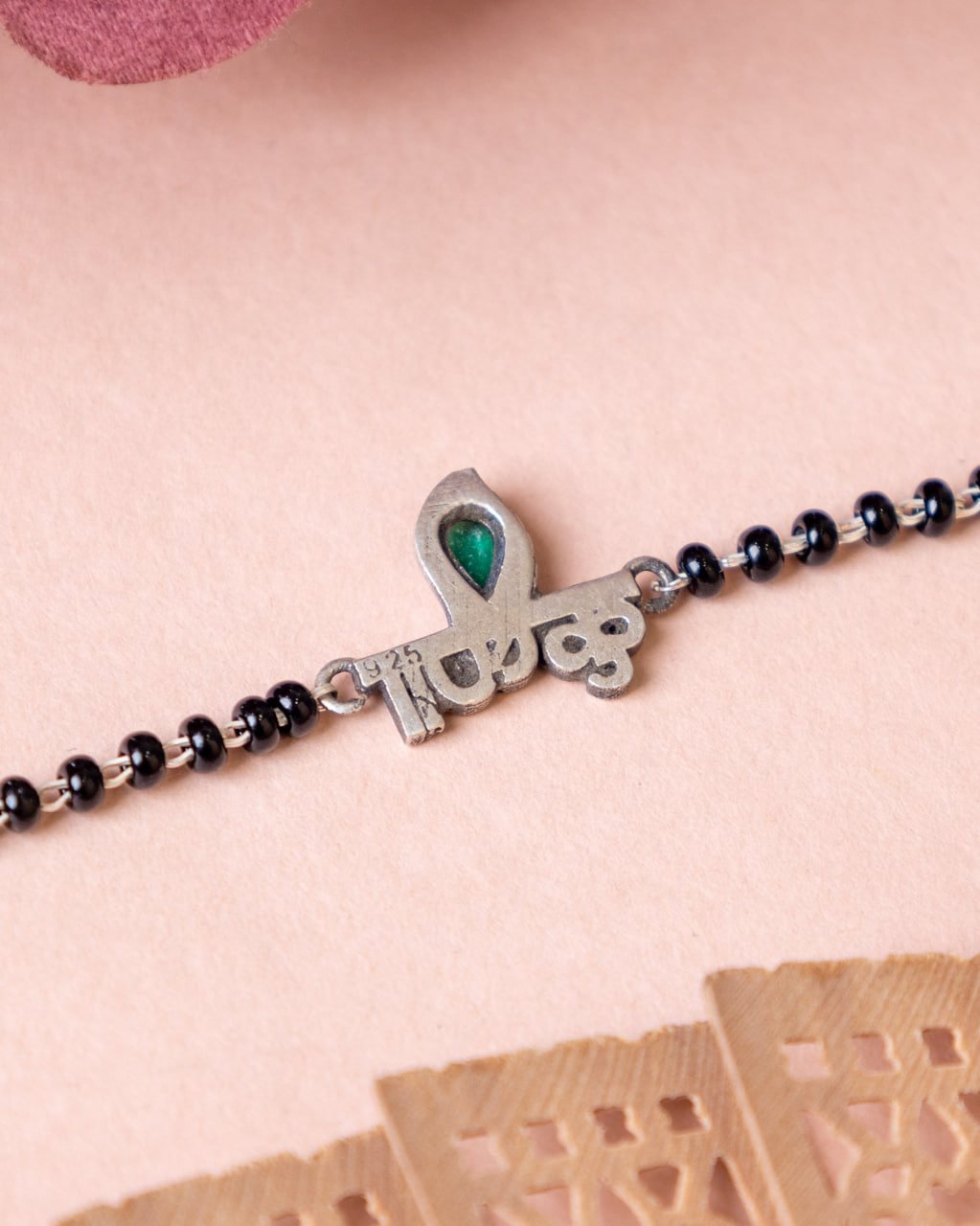 Moh Auspicious Krishna Hand Mangalsutra