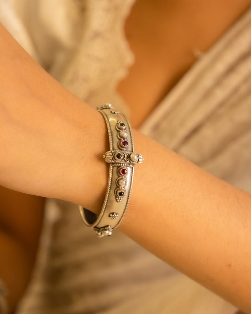 92.5 sterling silver Tattva Vintage Inspired Sadabahaar Kada, view 5
