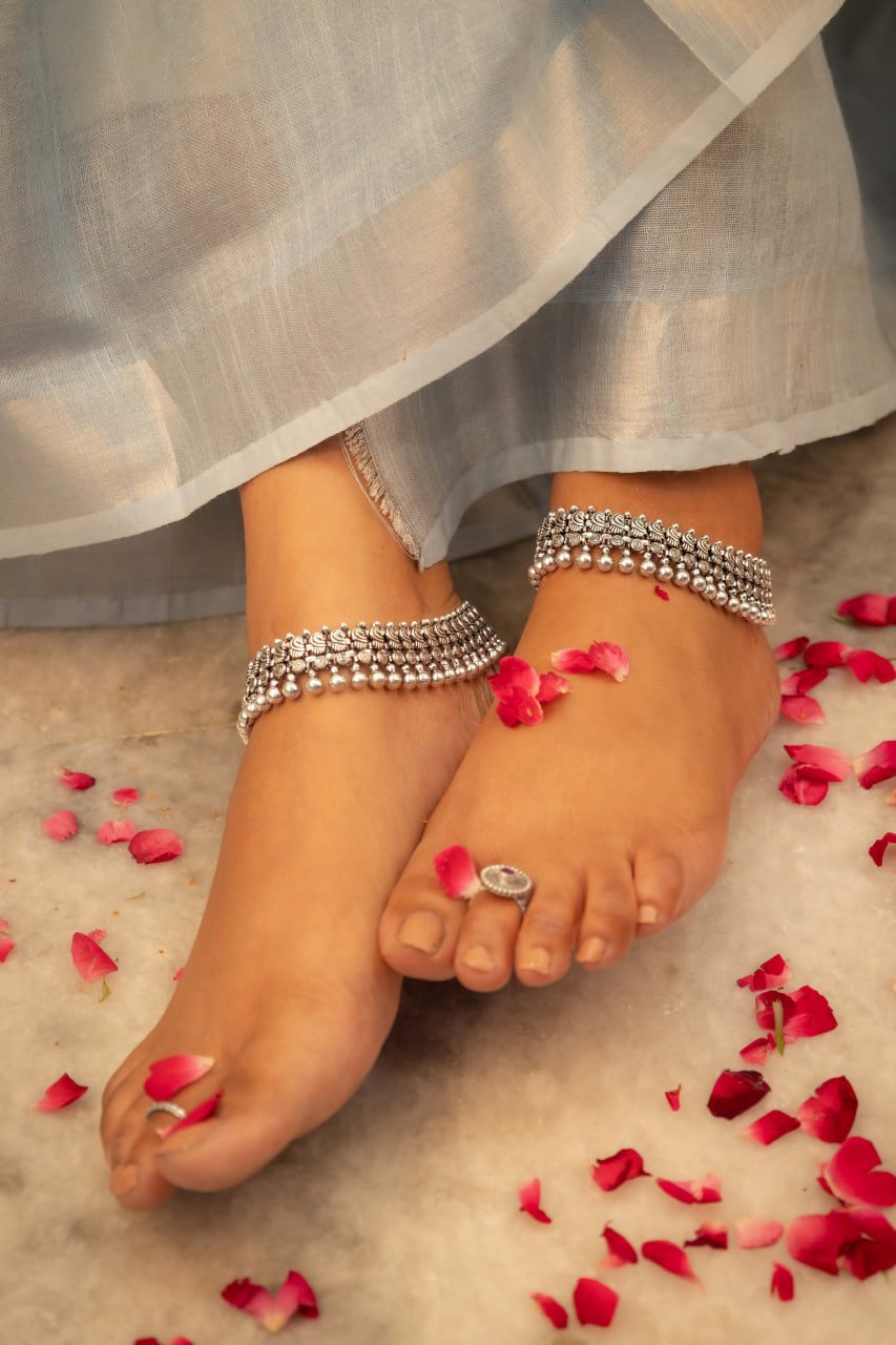 Qurbat Peacock Sequence Timeless Anklet Pair