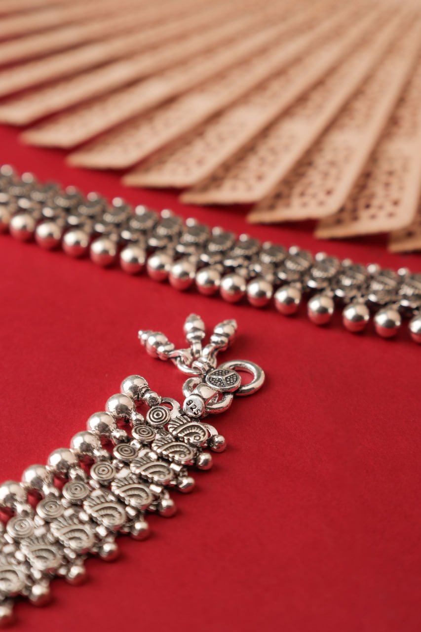 Qurbat Peacock Sequence Timeless Anklet Pair