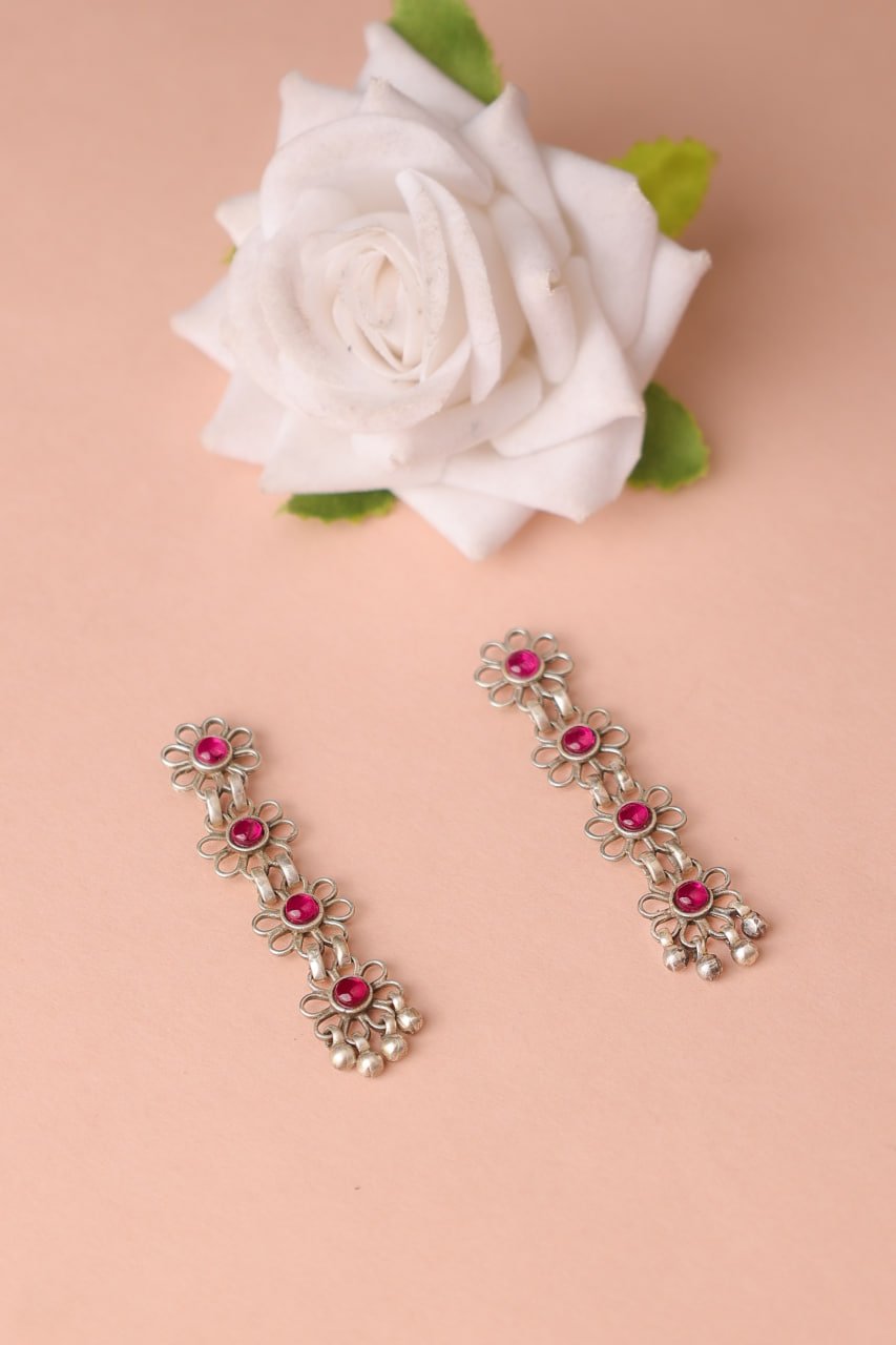 Tattva Carved Flower Sequence Earring