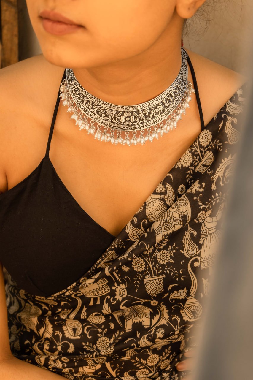 Tattva Chitai Flower Intricate Pearl Drop Dori Necklace