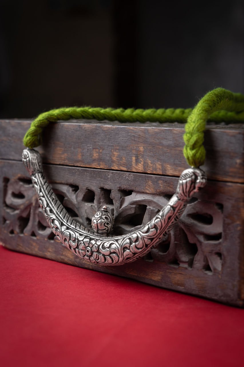 Tattva Flora Detailed Peacock Motif Dori Necklace