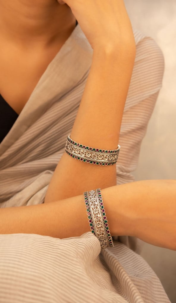 Tattva Intricate Flora Detailed Jadau Kada