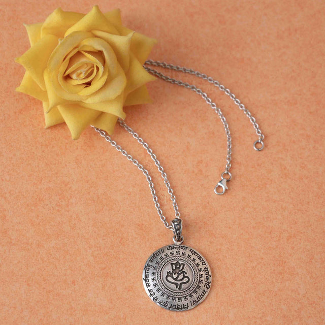Vakratunda Mahakaya Auspicious Shri Ganesha Mantra Necklace