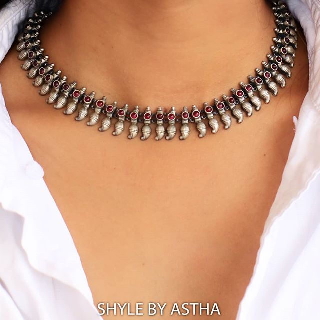 Adya Intricate Carry Drop Necklace