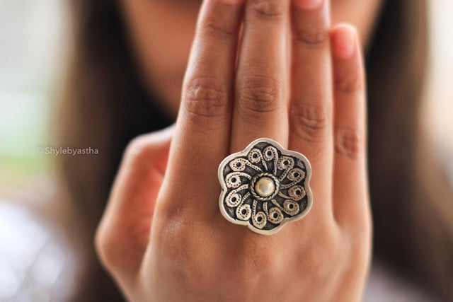 Moh Chitai Art Flower Ring