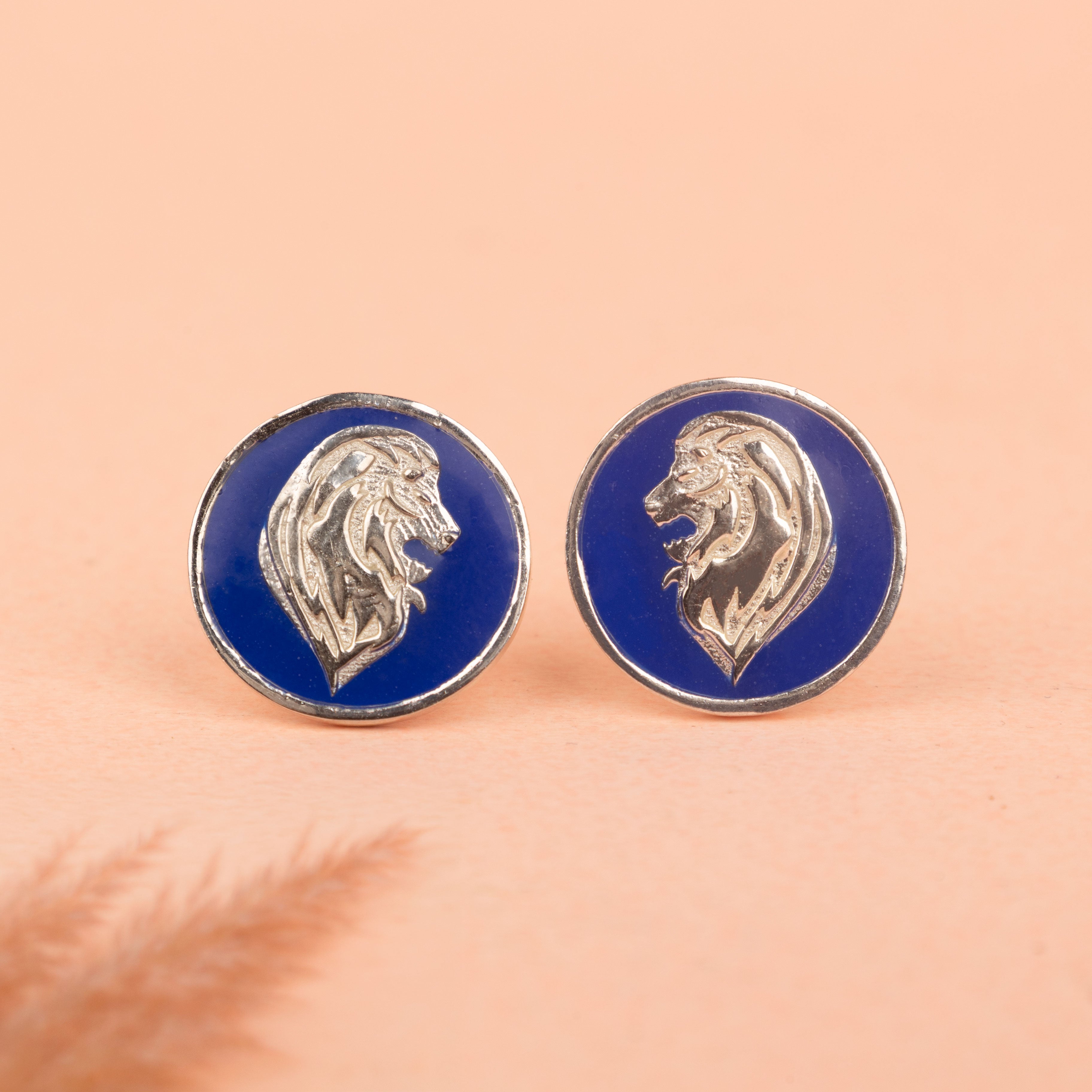 Mizoya Lion Crest Earrings