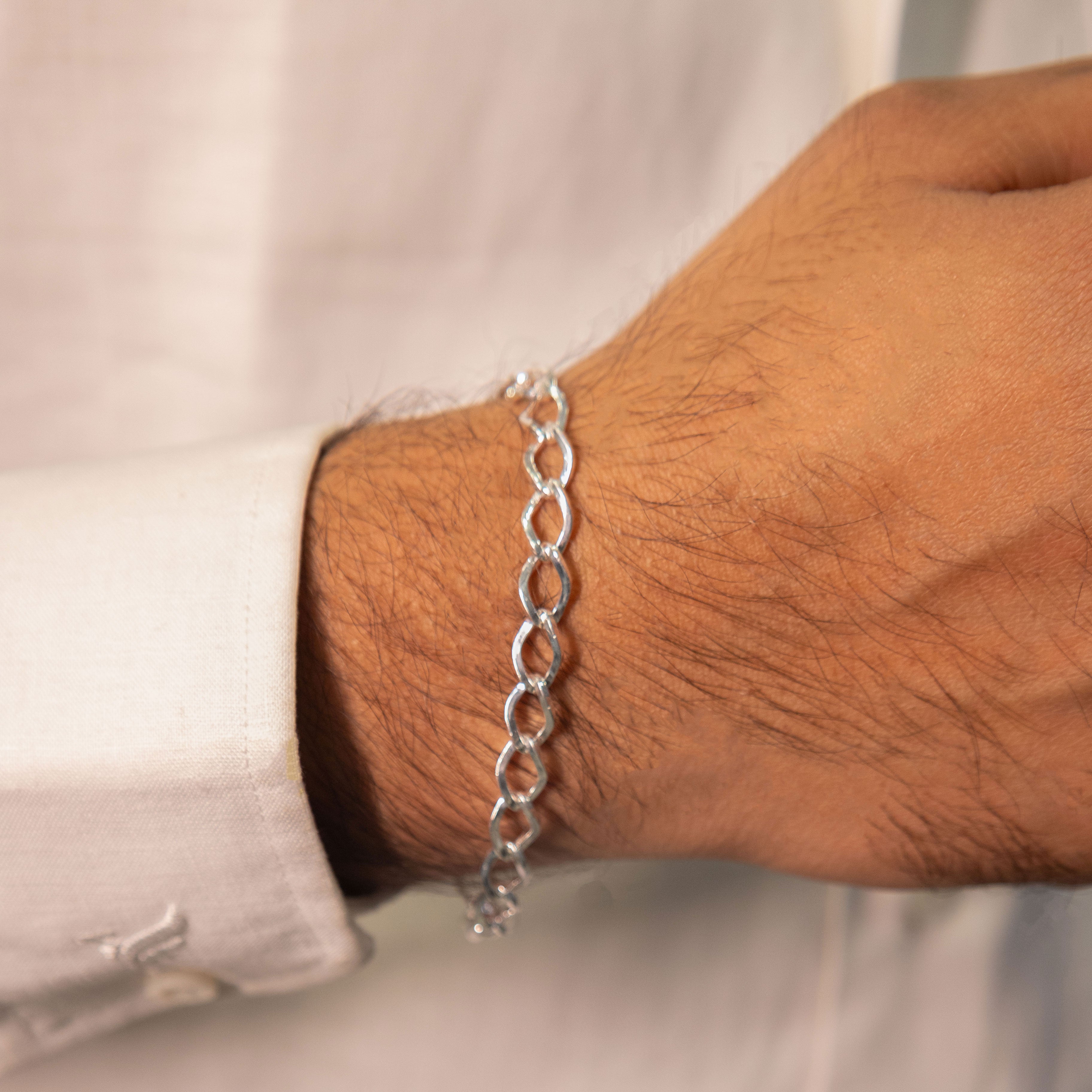 Sutra Oval Link Men Bracelet