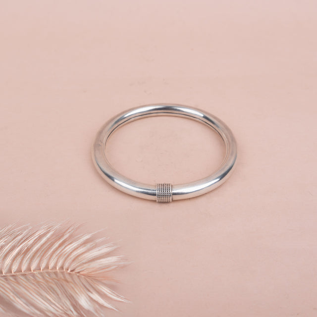 Adya Fine Everyday Kada