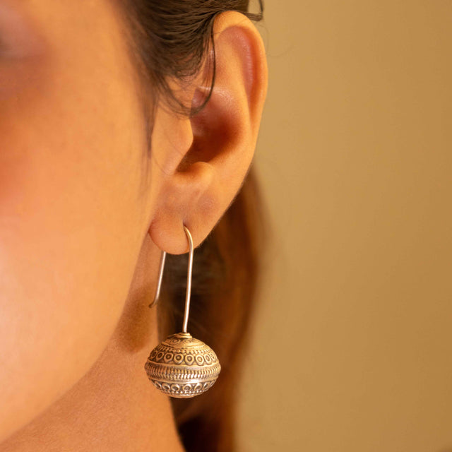 Moh Intricate Bead Versatile Earrings