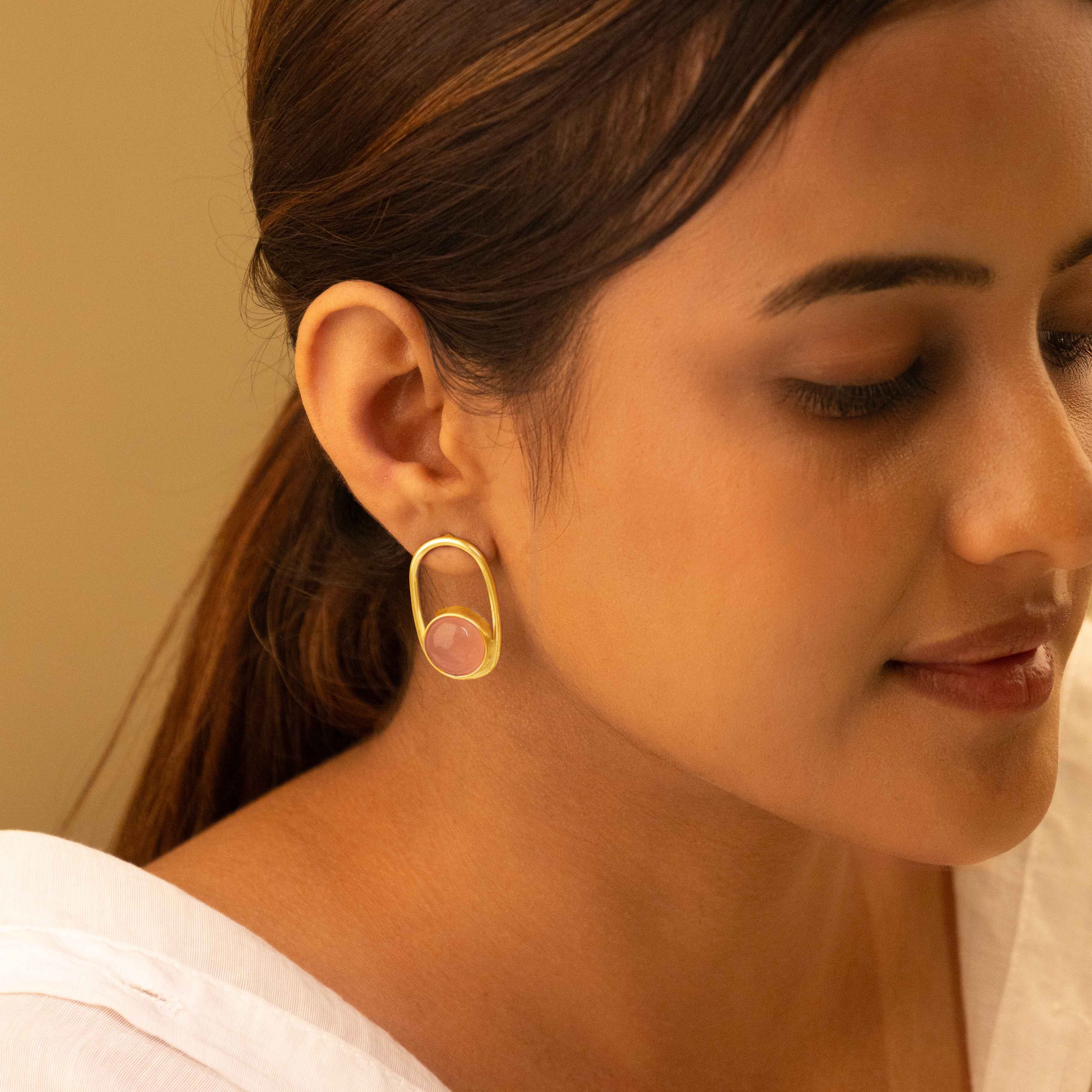 Adya Ethereal Blush Curve Stud Earring