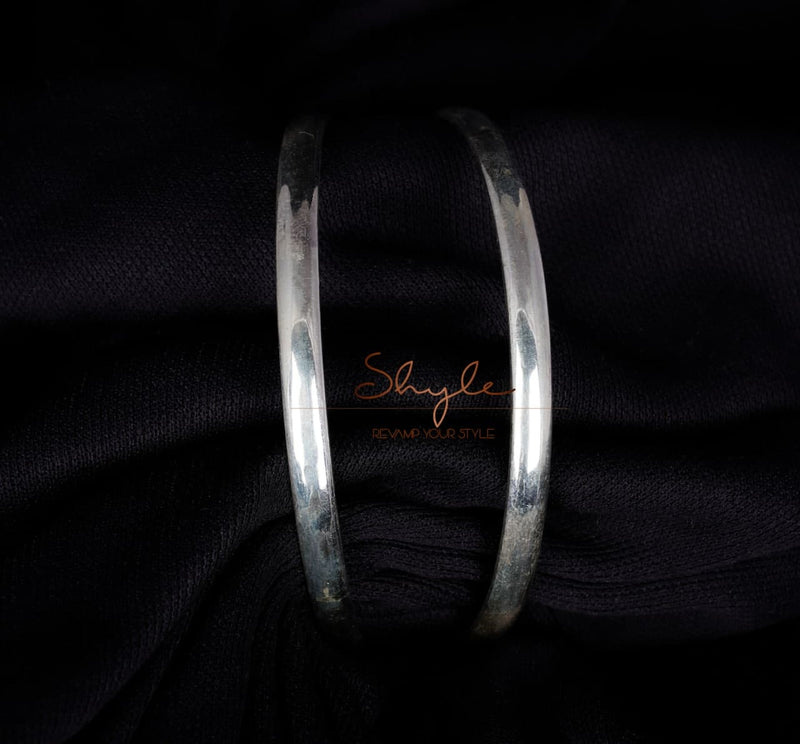 Adya Fine Everyday Bangle