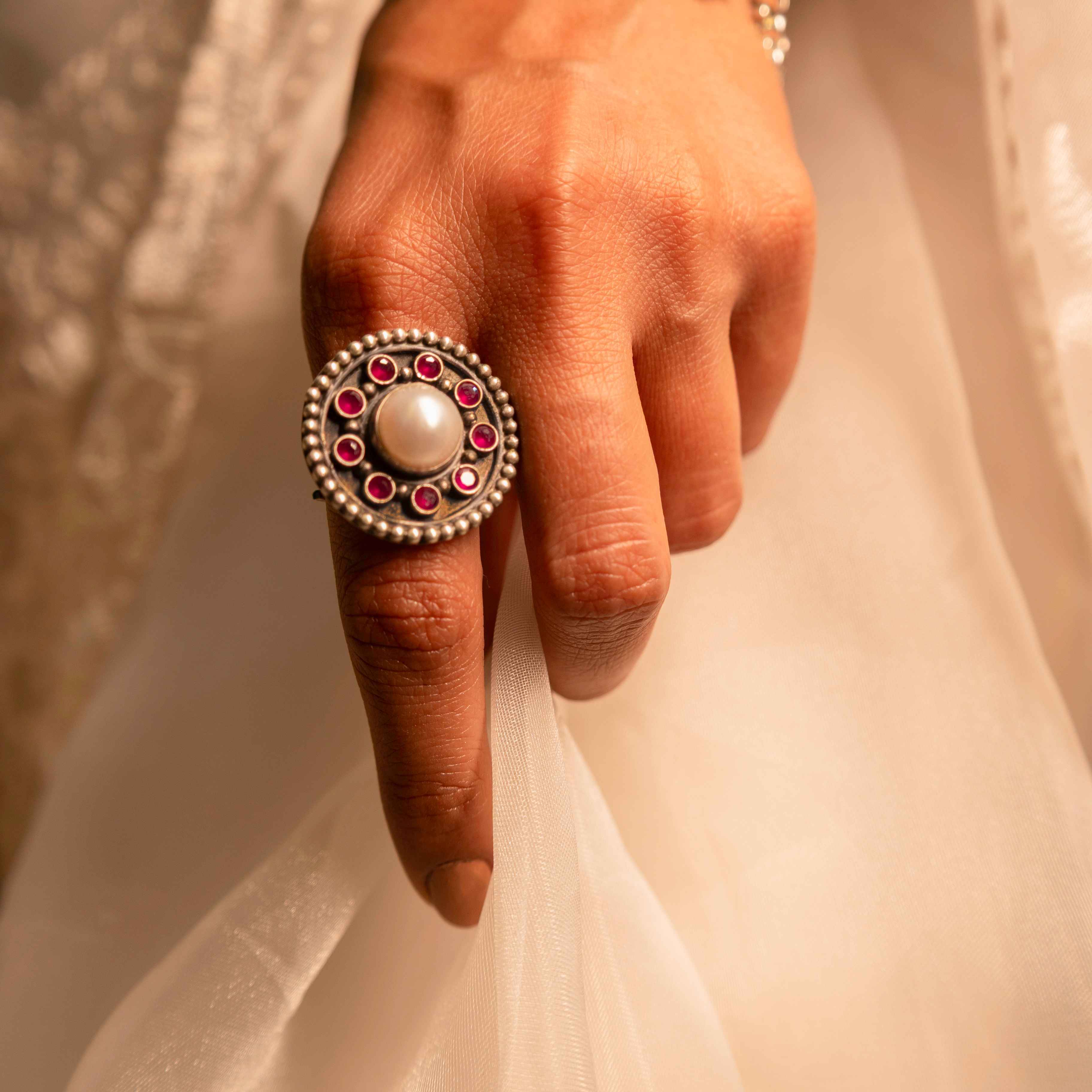 Adya Pearl Raani Classic Ring