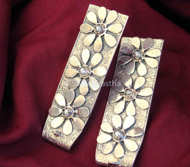 Adya Pearl Studded Earrings
