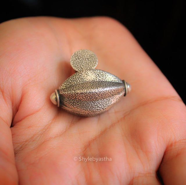Adya Quirky Pendant