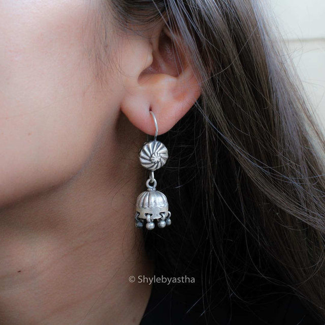 Adya Workwear Fish-Hook Jhumki
