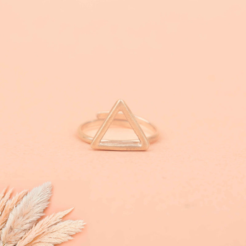 Adya Carved Trikon Ring