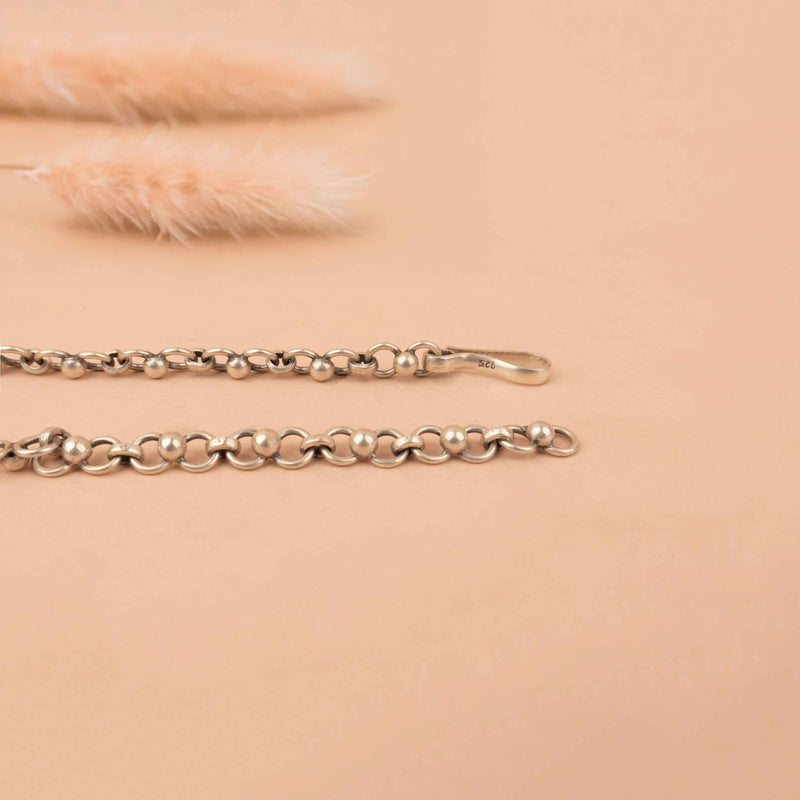Adya Embossed Flower Sequence Versatile Choker