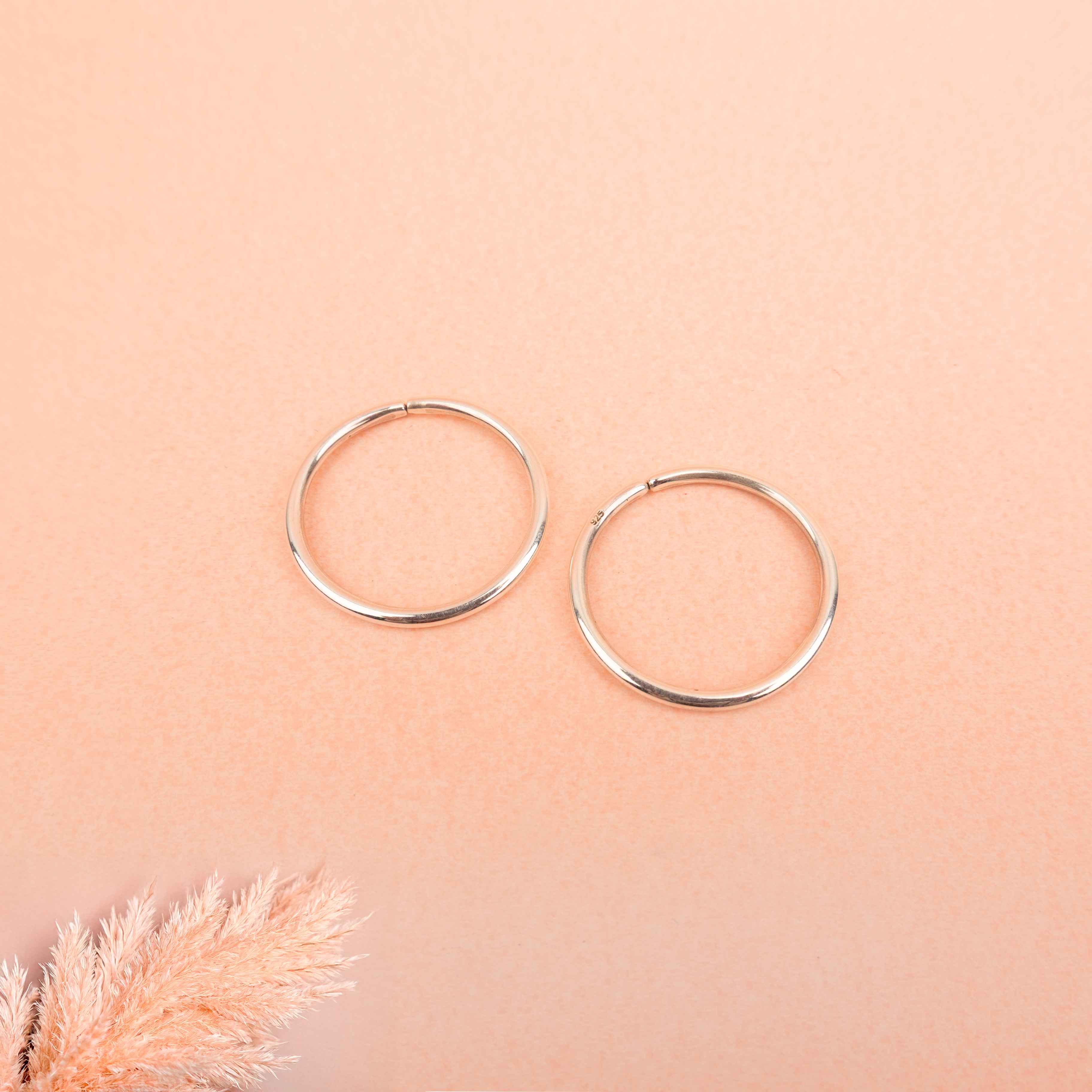 Adya Everyday Fine Thumb Ring