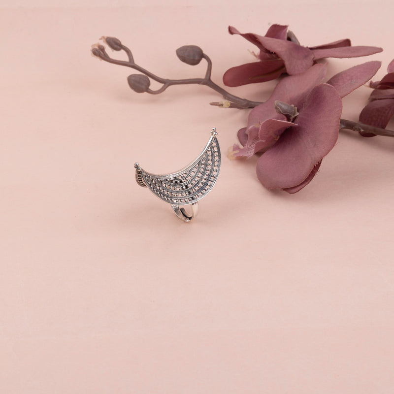 Adya Fine Boat Ring