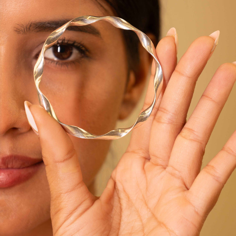 Adya Fine Spiral Everyday Bangle