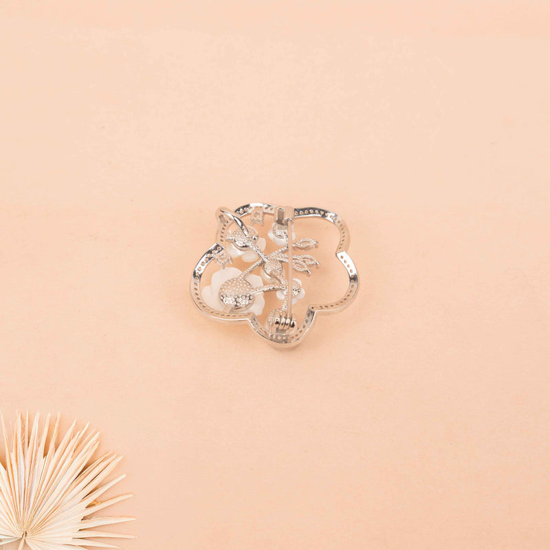 Adya Flora Pearl Brooch Cum Pendant