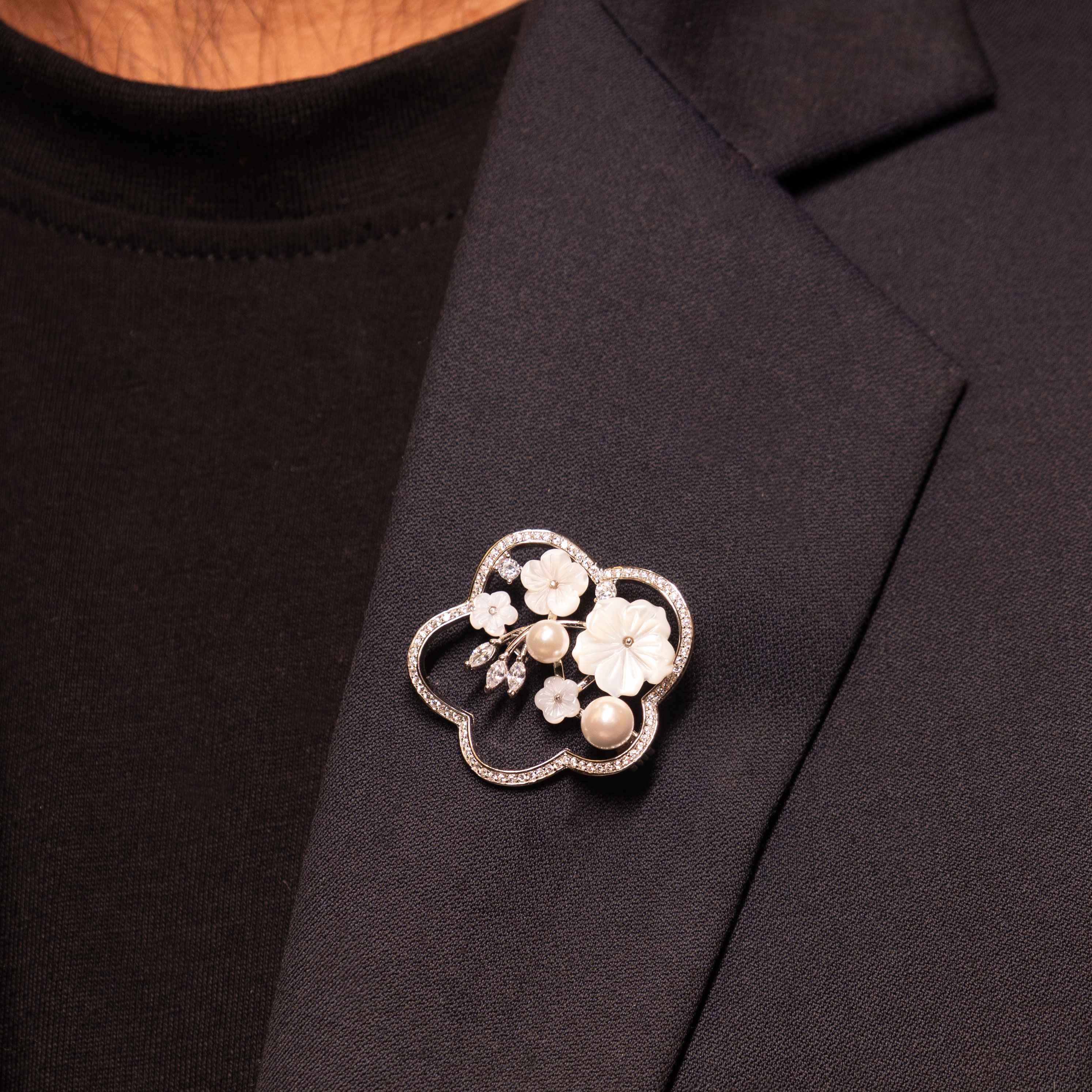 Adya Flora Pearl Brooch Cum Pendant