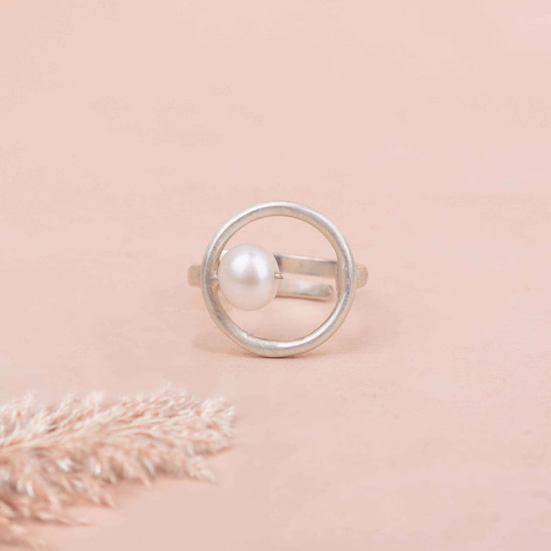 Adya Halo Pearl Necklace Earring Ring Set