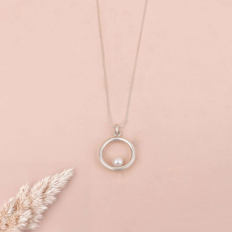 Adya Halo Pearl Necklace Earring Ring Set