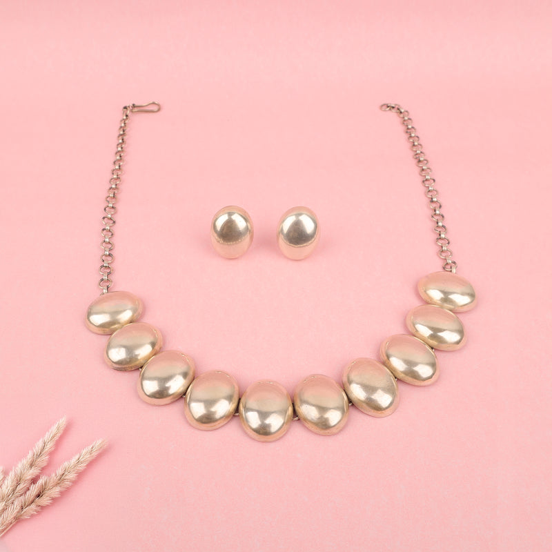 Adya Matte Oval Sequence Choker Set