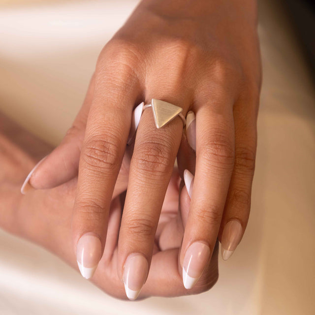 Adya Matte Trikon Ring