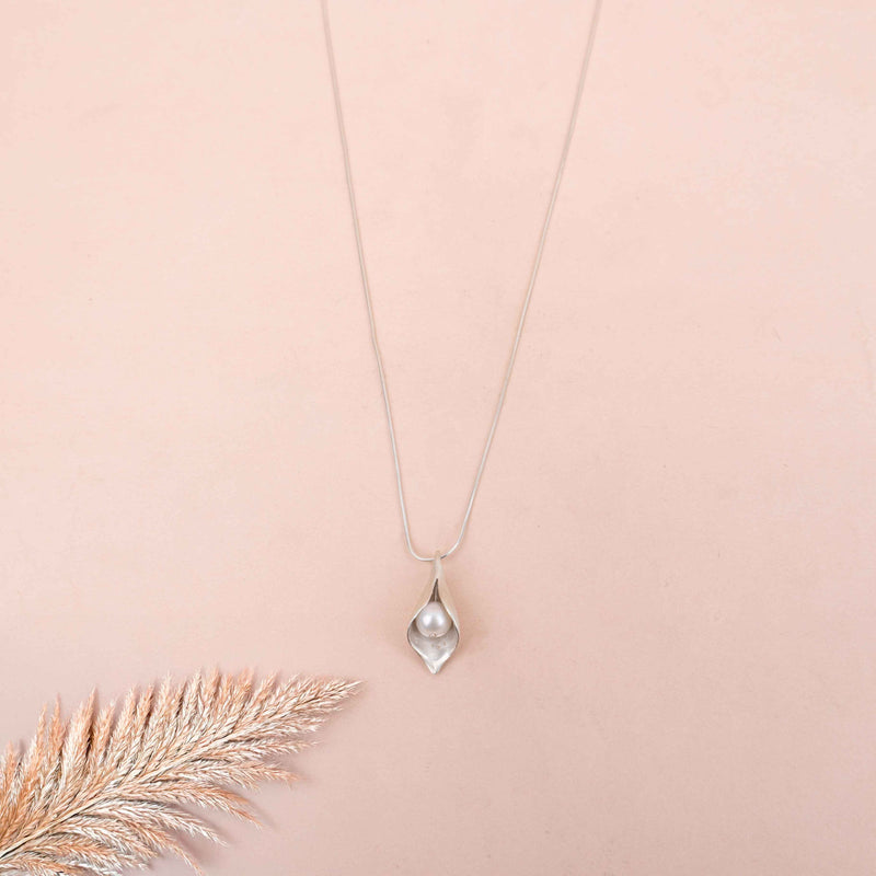 Adya Pearl Embrace Necklace Earring Ring Set