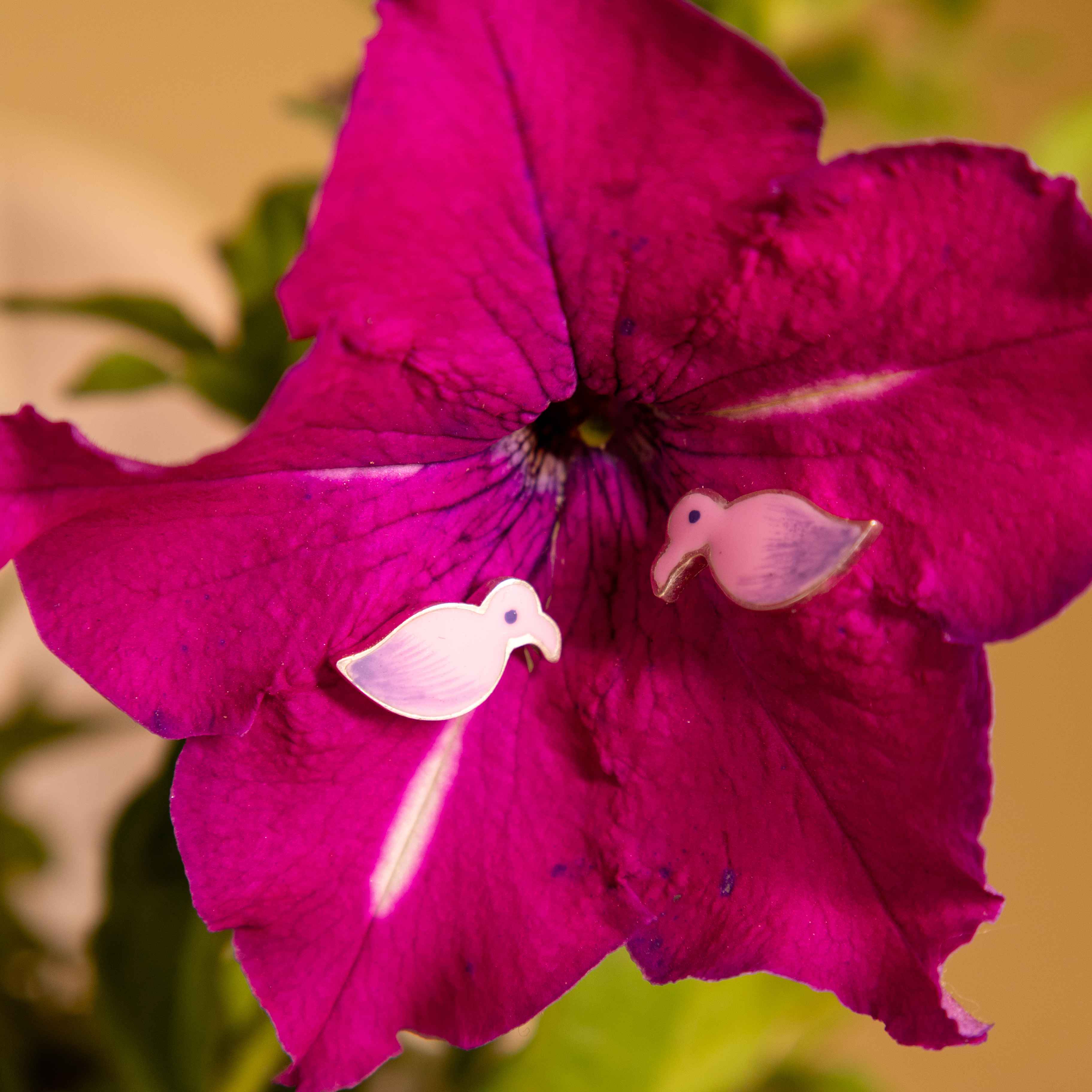 Adya Pihu Stud Earring