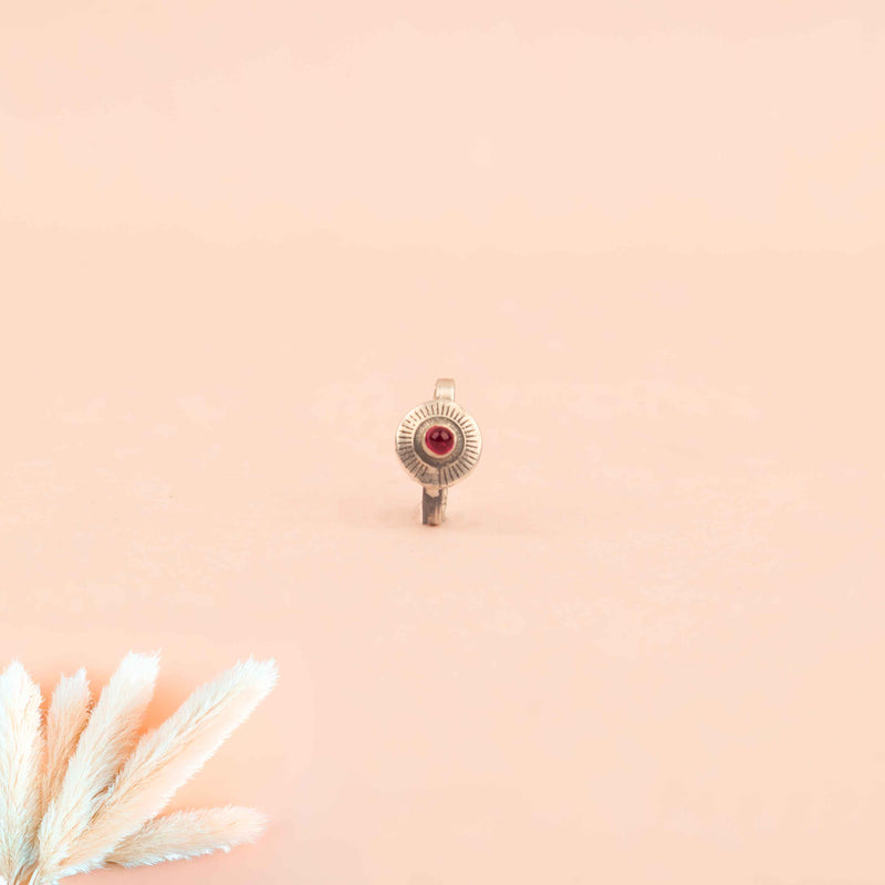 Adya Round Groove Pink Non Pierced Nose Clip on