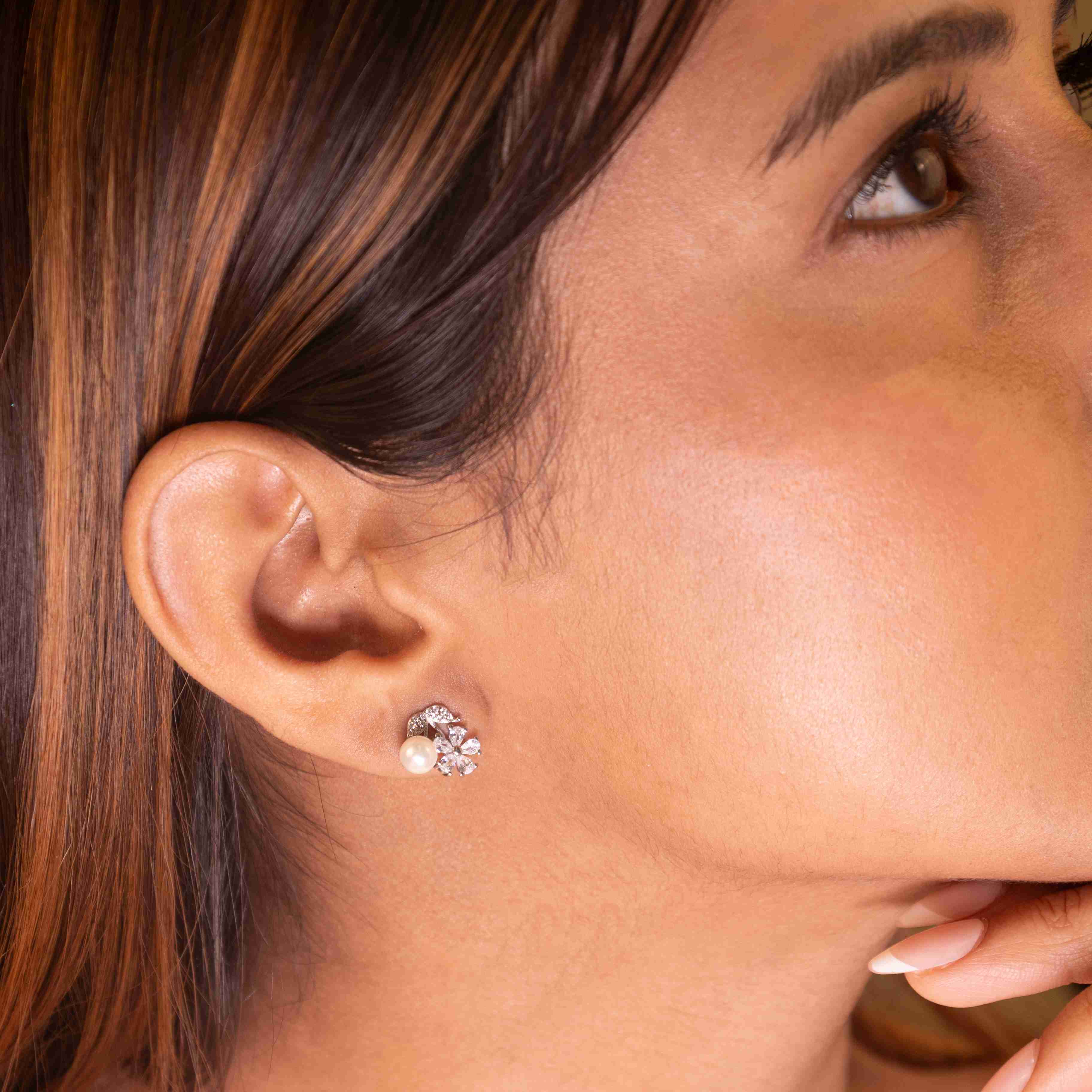 Adya Soft Bloom Pearl Stud Earrings