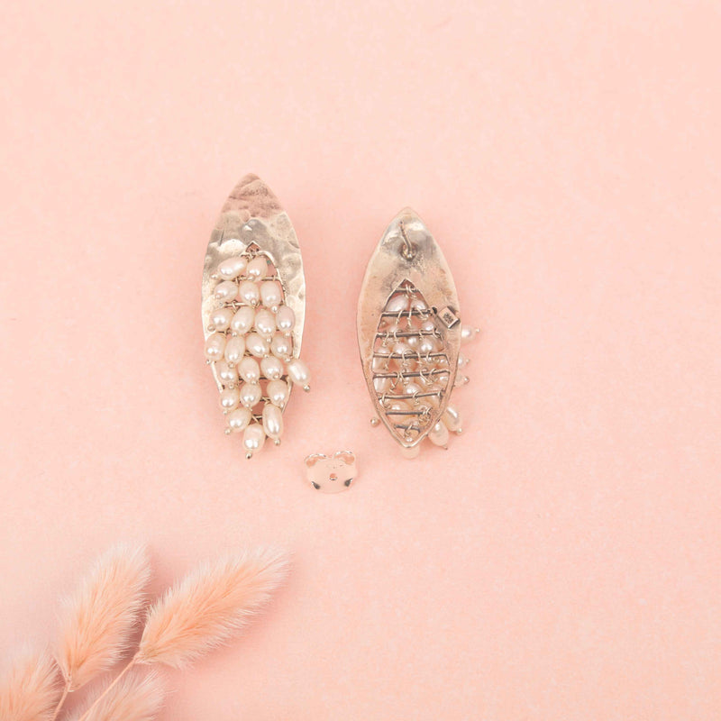 Adya Textured Pearl Bunch Earring