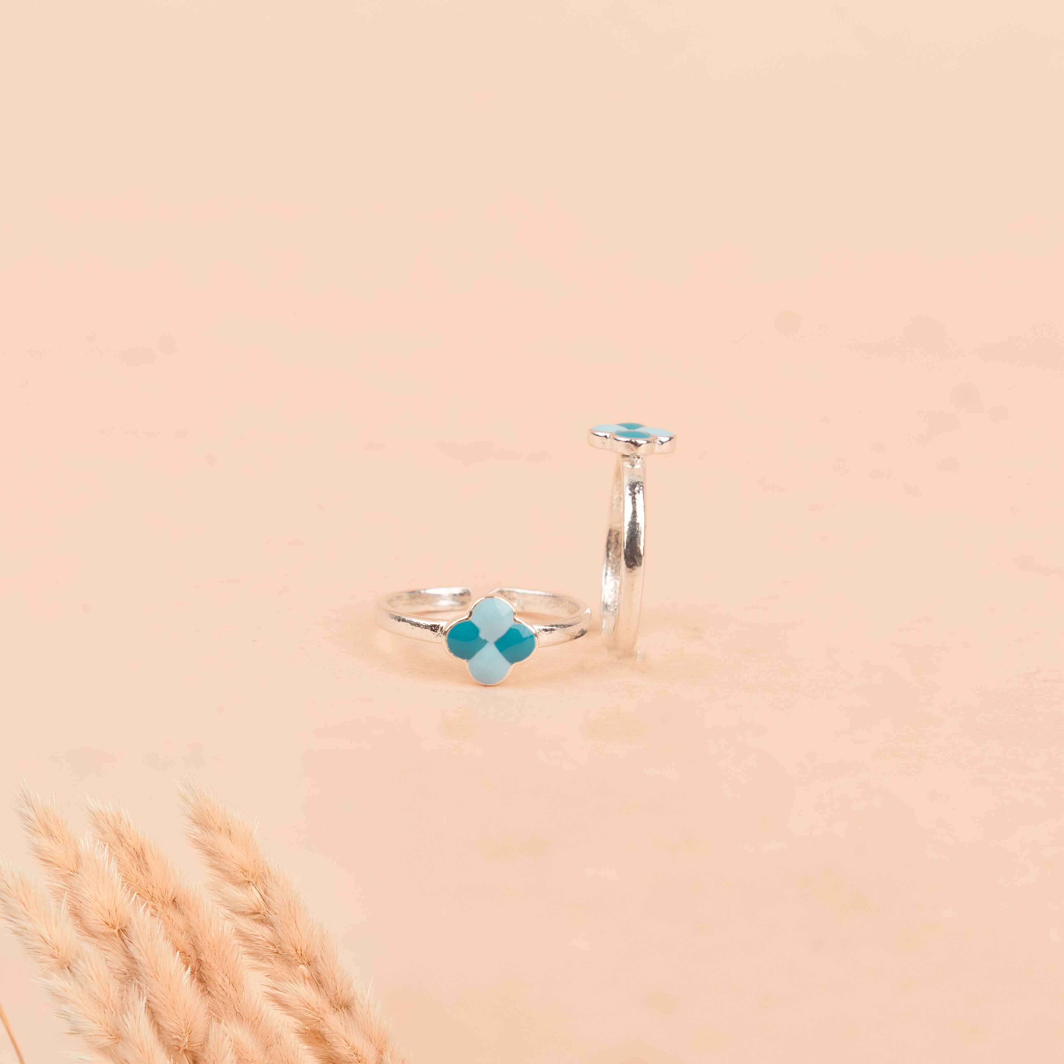 Adya Turquoise Blossom Bud Toe Ring Cum Midi Ring