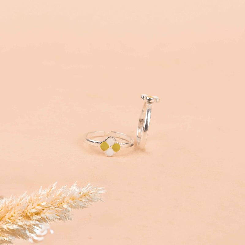 Adya Green Blossom Bud Toe Ring Cum Midi Ring