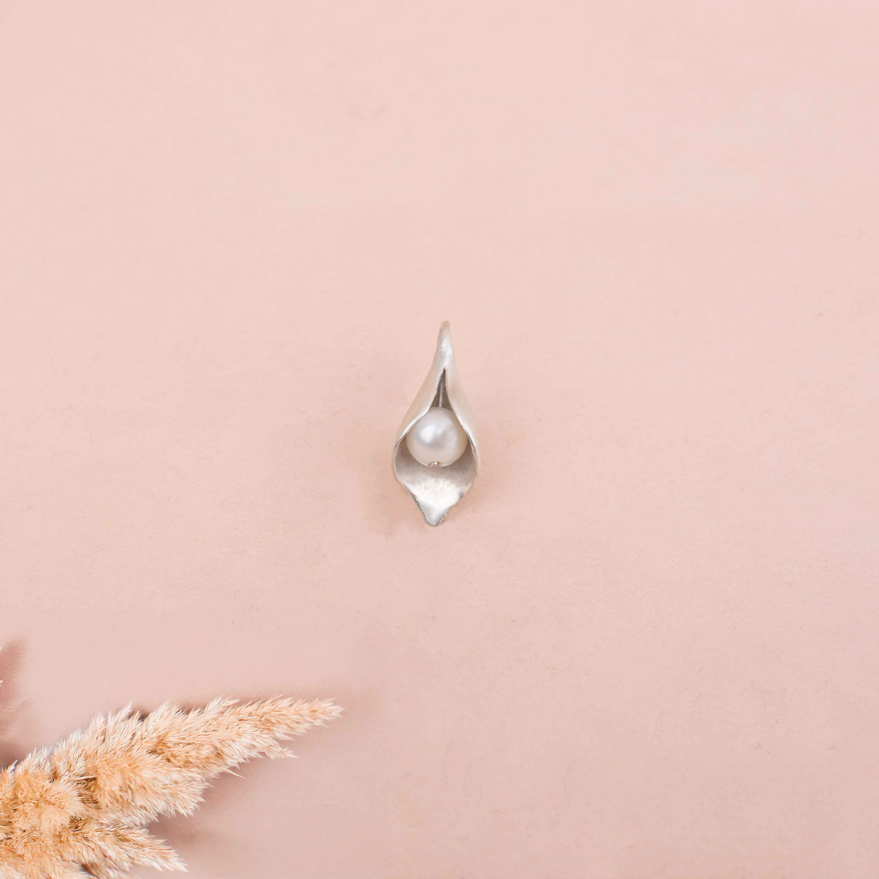 Adya Pearl Embrace Pendant