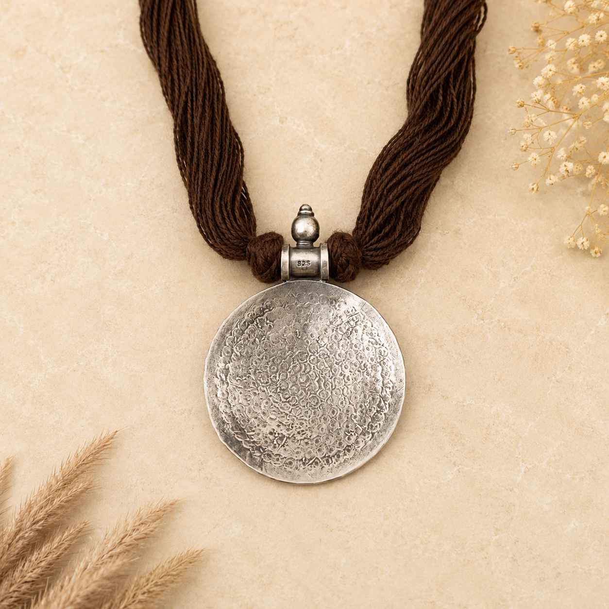 Anvaya Rajasi Dori Necklace