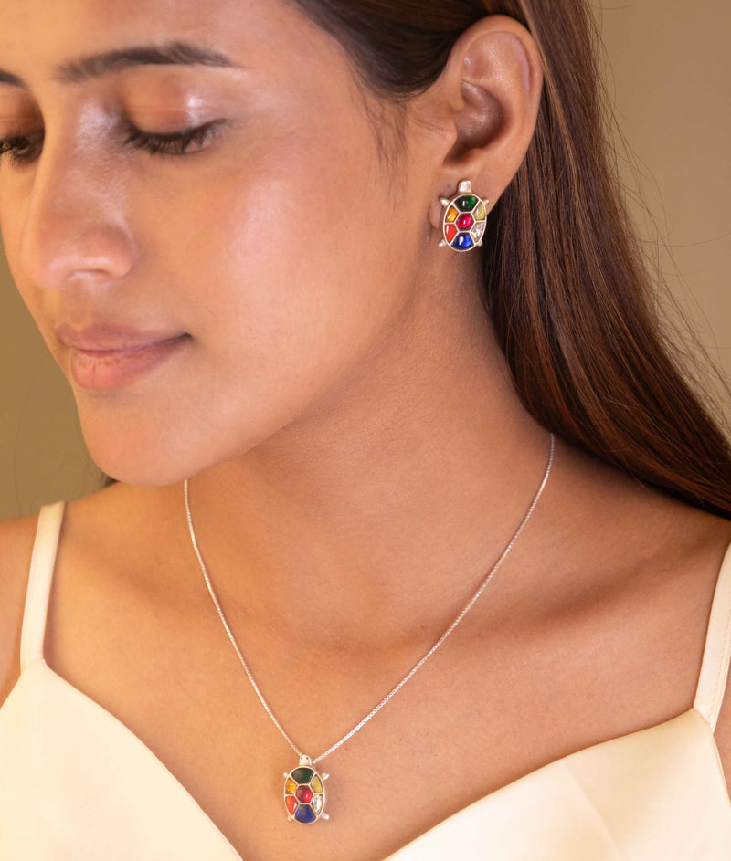 Anvaya Shaahi Tortoise Jadau Necklace Set