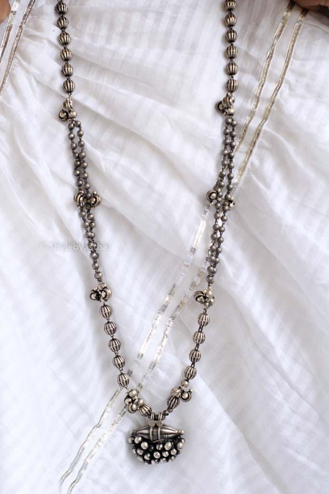 Anvaya Ghughri Classic Necklace