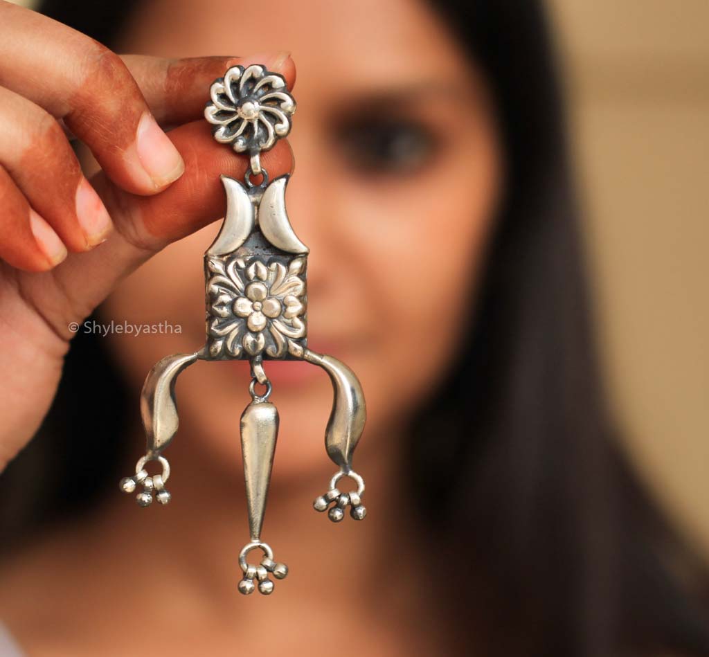 Mizoya Quirky Chatri Earrings