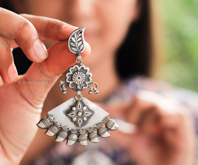 Mizoya Quirky Earrings