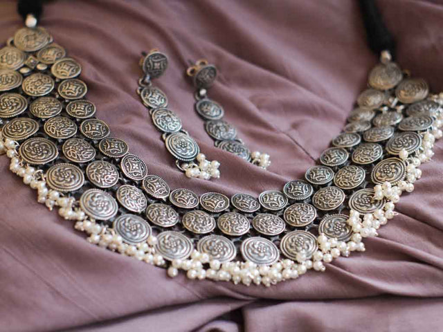 Tattva Classic Necklace Set
